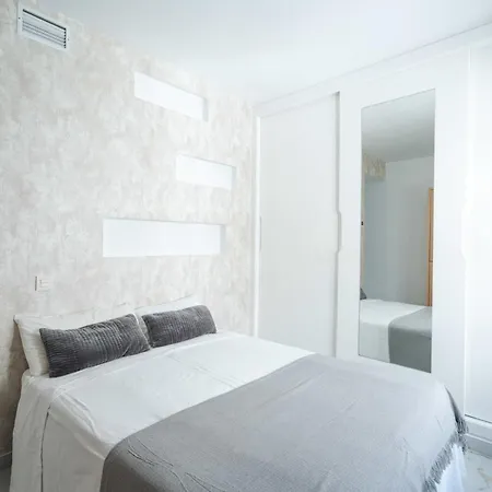 Apartment Beachside Getaway In Puerto Banus 3-bedroom In Playa Rocio