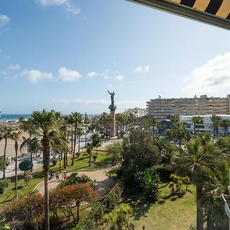 Beachside Getaway In Puerto Banus 3-bedroom In Playa Rocio * Marbella