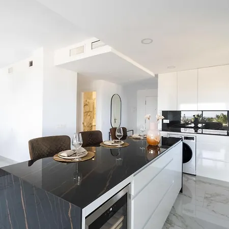 Apartment Beachside Getaway In Puerto Banus 3-bedroom In Playa Rocio
