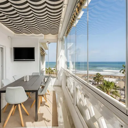Beachside Getaway In Puerto Banus 3-bedroom In Playa Rocio *